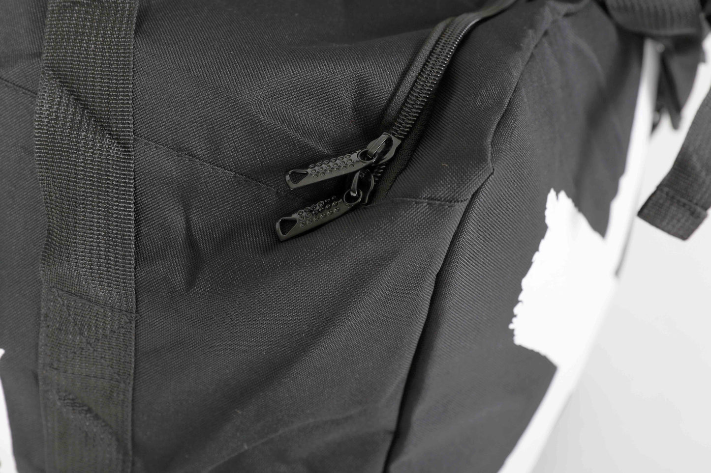 OBS BIG GYM BAG SCHWARZ/WEISS