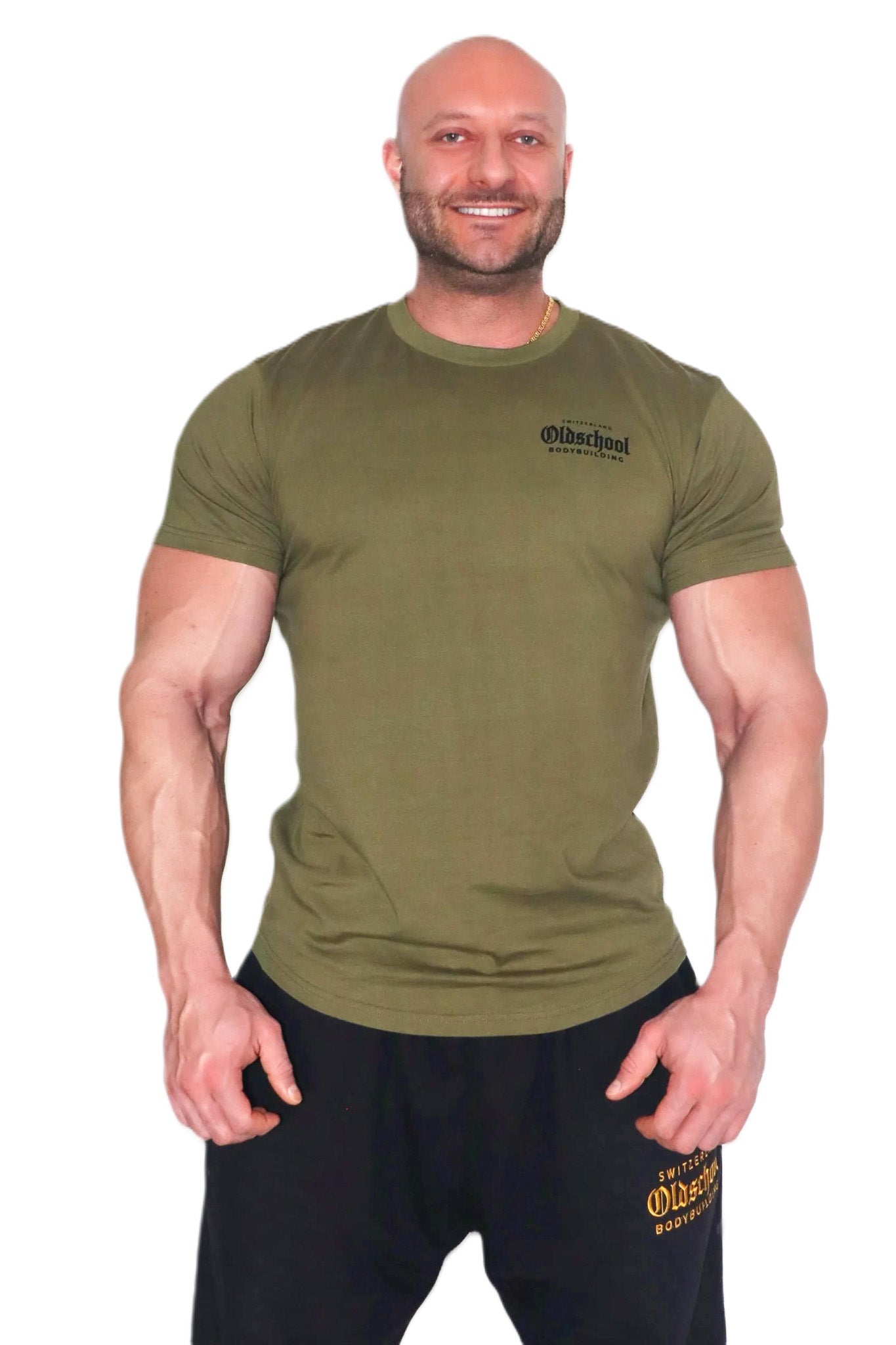 CLASSIC T-SHIRT OLIVE/SCHWARZ