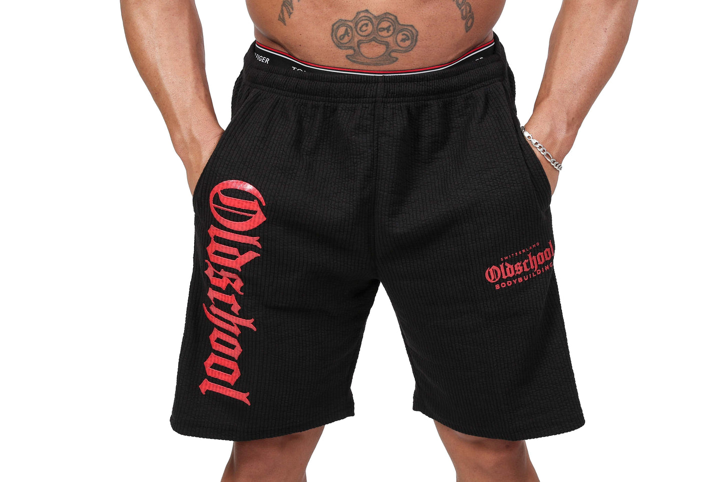 RIPPED SHORTS SCHWARZ/ROT