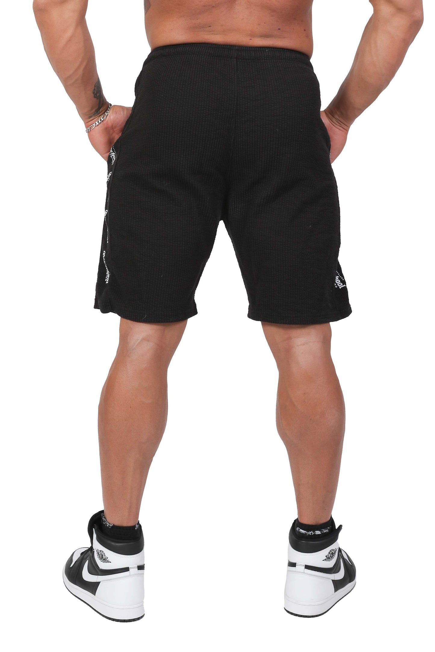 RIPPED SHORTS SCHWARZ/WEISS